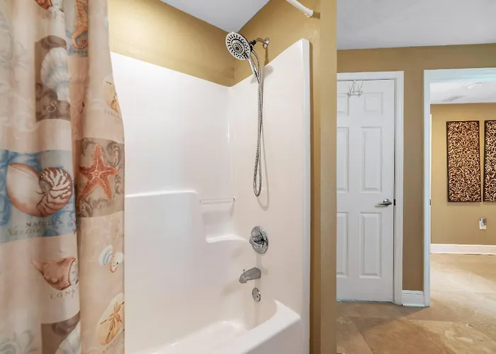 Crystal Shores West 1308 *